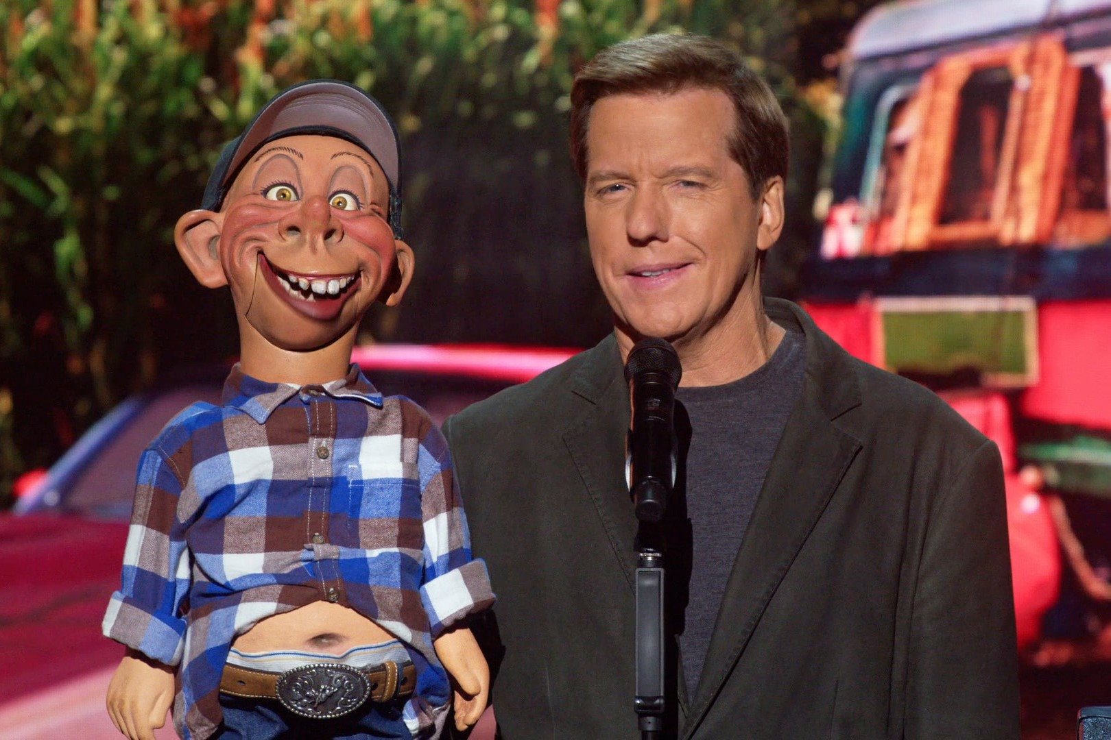 10 Enigmatic Facts About Jeff Dunham - Facts.net - Jeff Dunham Height – Puppet Master’s True Measure