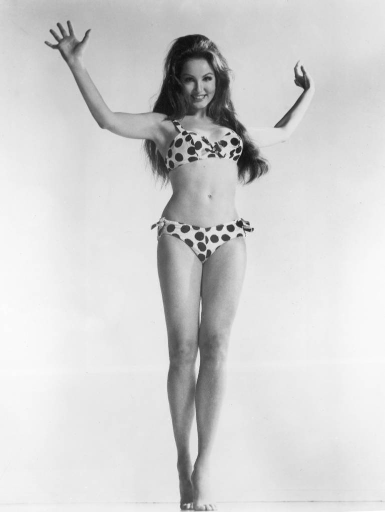 10 Sexy Julie London Bikini Pics - Julie London Measurements: Classic Hollywood Curves and Style