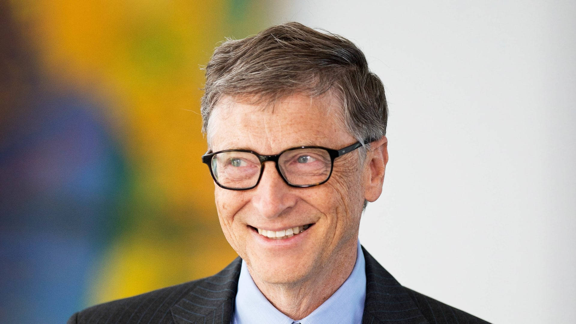 How Tall Is Bill Gates? Billionaire’s Height Might Surprise You