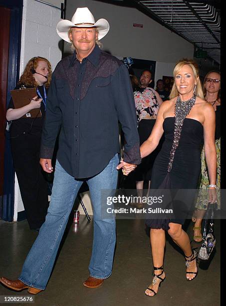 128 Alan Jackson Wife Stock Photos, High-Res Pictures, and Images - Who Is Alan Jackson’s Wife? Meet Denise Jackson, His Wife and Memoirist