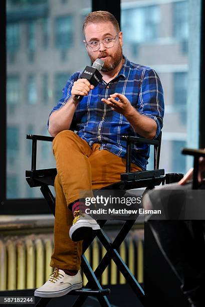 136 Sam Reich Stock Photos, High-Res Pictures, and Images - Getty Images - Sam Reich Height: Behind The Dropout King's Height