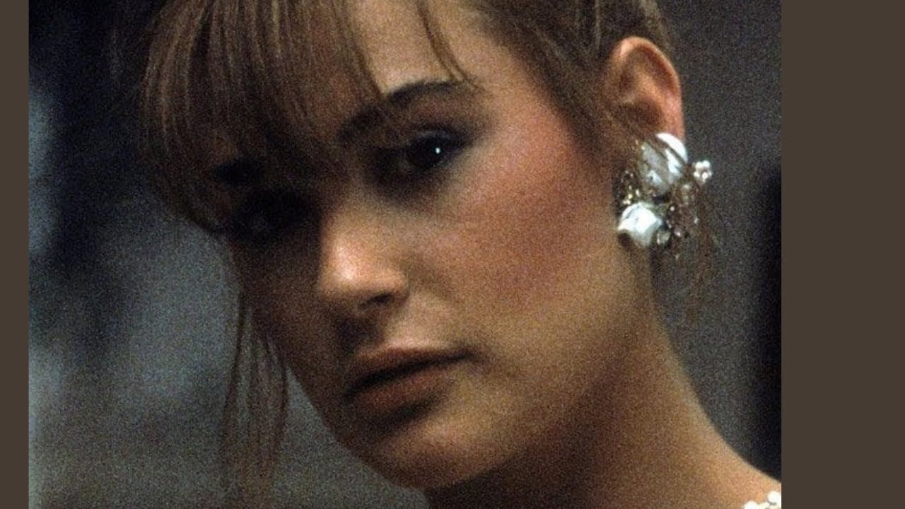 15 Sexy Photos of Demi Moore - YouTube - Demi Moore's Ageless Beauty: Sexy Pics Through The Decades