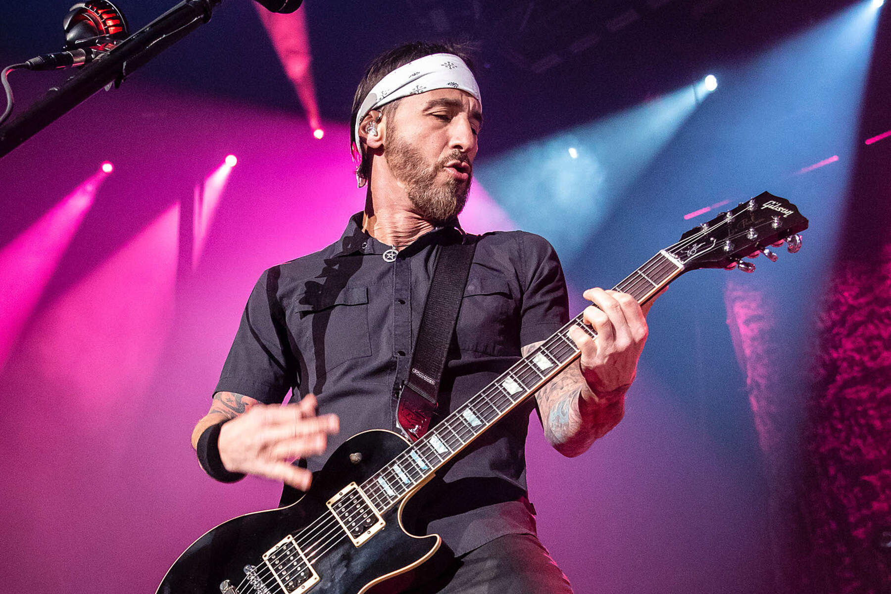 Sully Erna Height: Godsmack Frontman's Stats