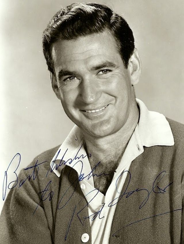 35 Handsome Portrait Photos of Rod Taylor in the 1950s and ’60s - How Tall Was Rod Taylor? Classic Actor’s Height