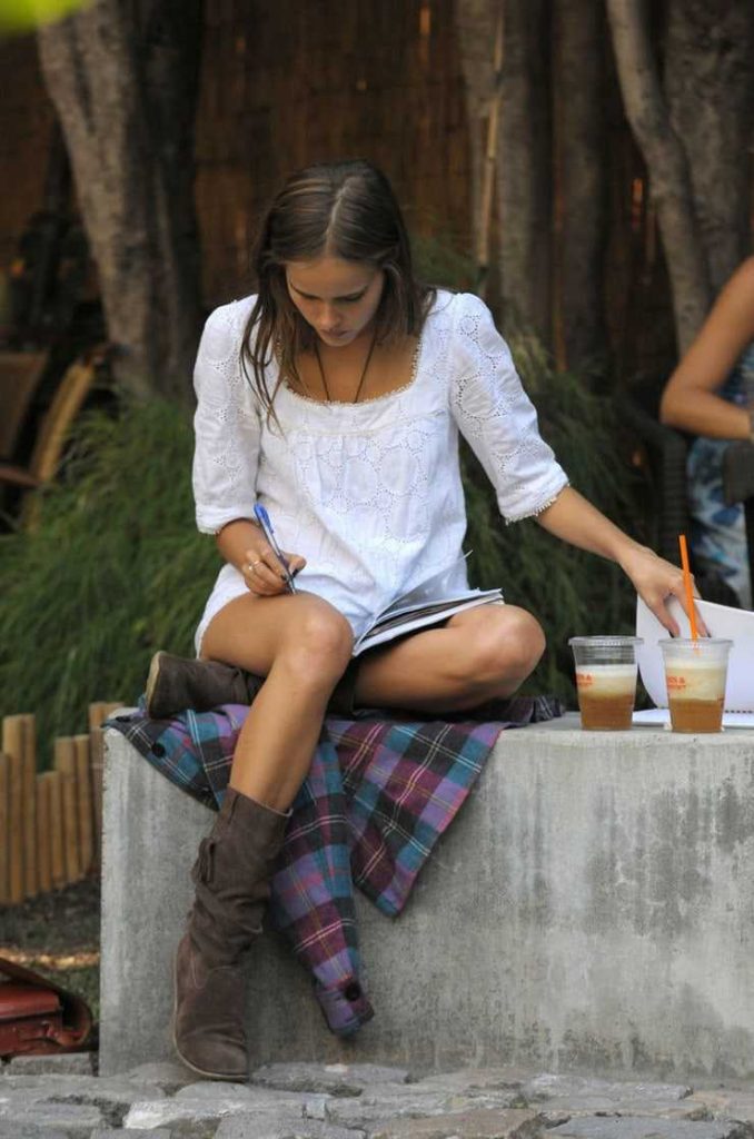 45 Hot And Sexy Isabel lucas Photos - 12thBlog - Isabel Lucas’ Most Ethereal Looks – Boho Meets Hollywood