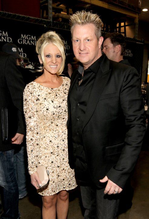 58 best images about Gary Levox on Pinterest | Parks, Chili cook off - Who Is Gary LeVox’s Wife? Meet Tara LeVox, Longtime Love of the Rascal Flatts Frontman