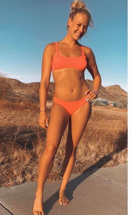 8 Sexy Hot Sophie Cunningham Bikini Pics - Jane Cunningham: Sexy Pics of the Skincare Expert with Style