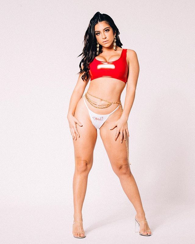 9 Hot Sexy New Lena The Plug Bikini Pics - Lena the Plug: Sexy Pics of the Internet’s Favorite Flirt