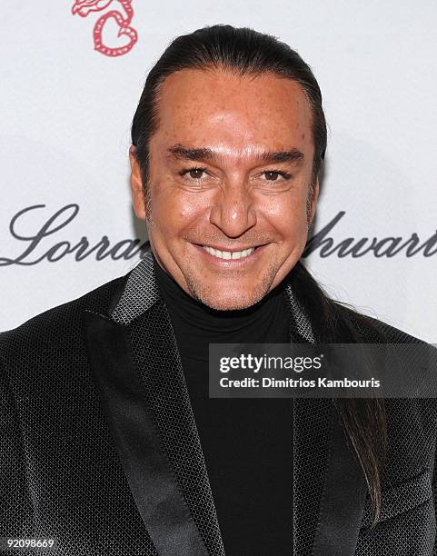 904 Nick Chavez Stock Photos, High-Res Pictures, and Images - Getty Images - Nick Chavez Height – Beauty Icon’s Real Proportions