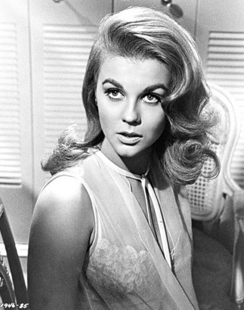 Actress Ann Margret (1941) | Ann margret photos, Ann margret, Actresses - How Tall Is Ann-Margret? Hollywood’s Ageless Beauty’s Height