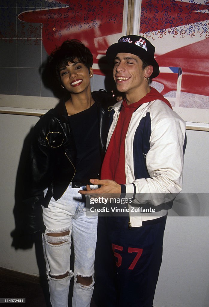 Actress Halle Berry and singer Danny Wood of New Kids On The Block - How Tall Is Danny Wood? NKOTB Member’s True Height