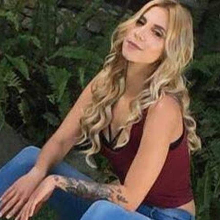 AGIKgqOx6LqO0xwEdcsA0VL7uLKnFR1SyNFclwvHqUiCFg=s900-c-k-c0x00ffffff-no-rj - Dani Tabares: Sexy Pics of the Flirty and Fun Influencer