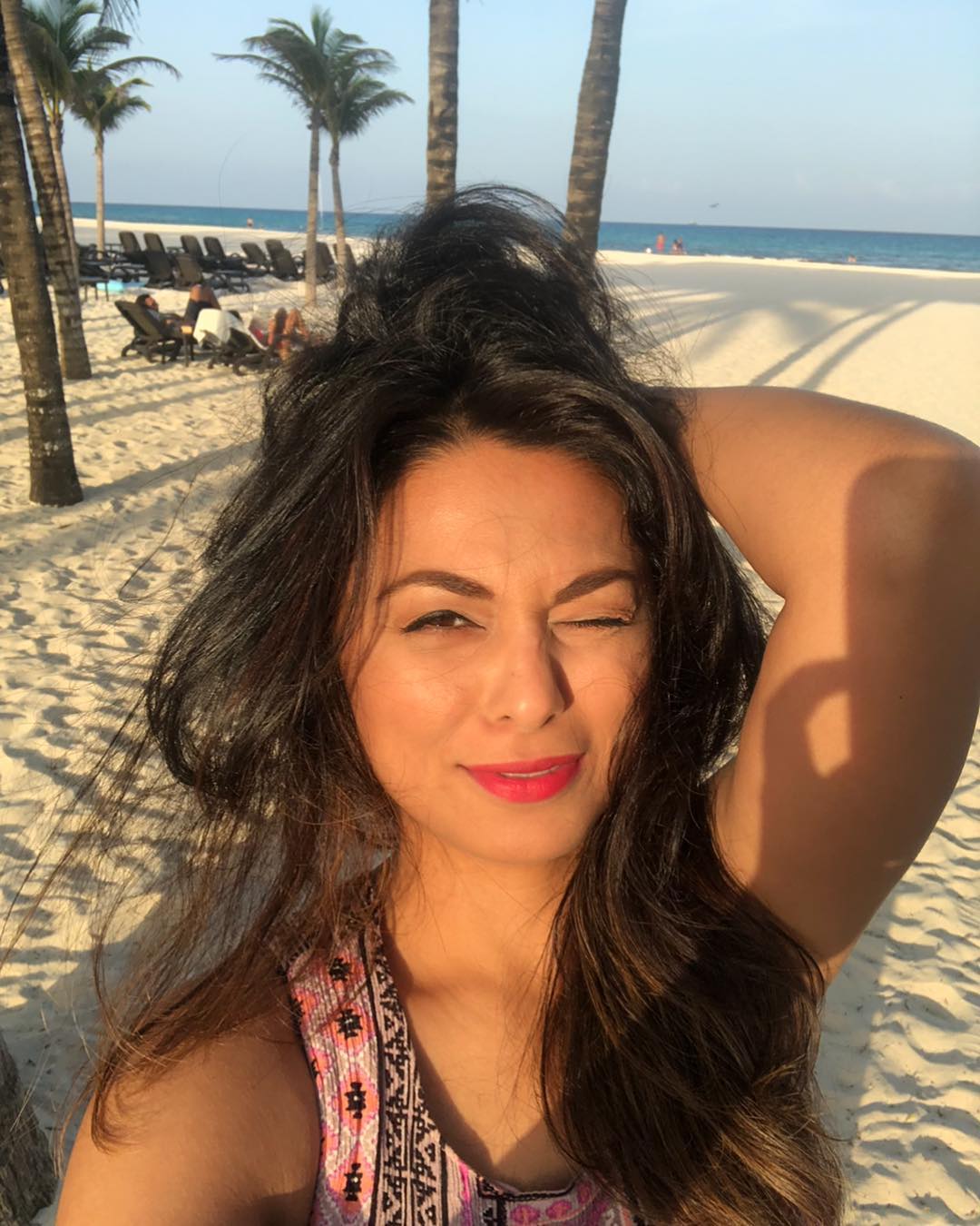 Aishah Hasnie | Bio, Fox News, Bikini Photos, Married, Net worth and - Aishah Hasnie Measurements – Journalist’s Height, Figure & More