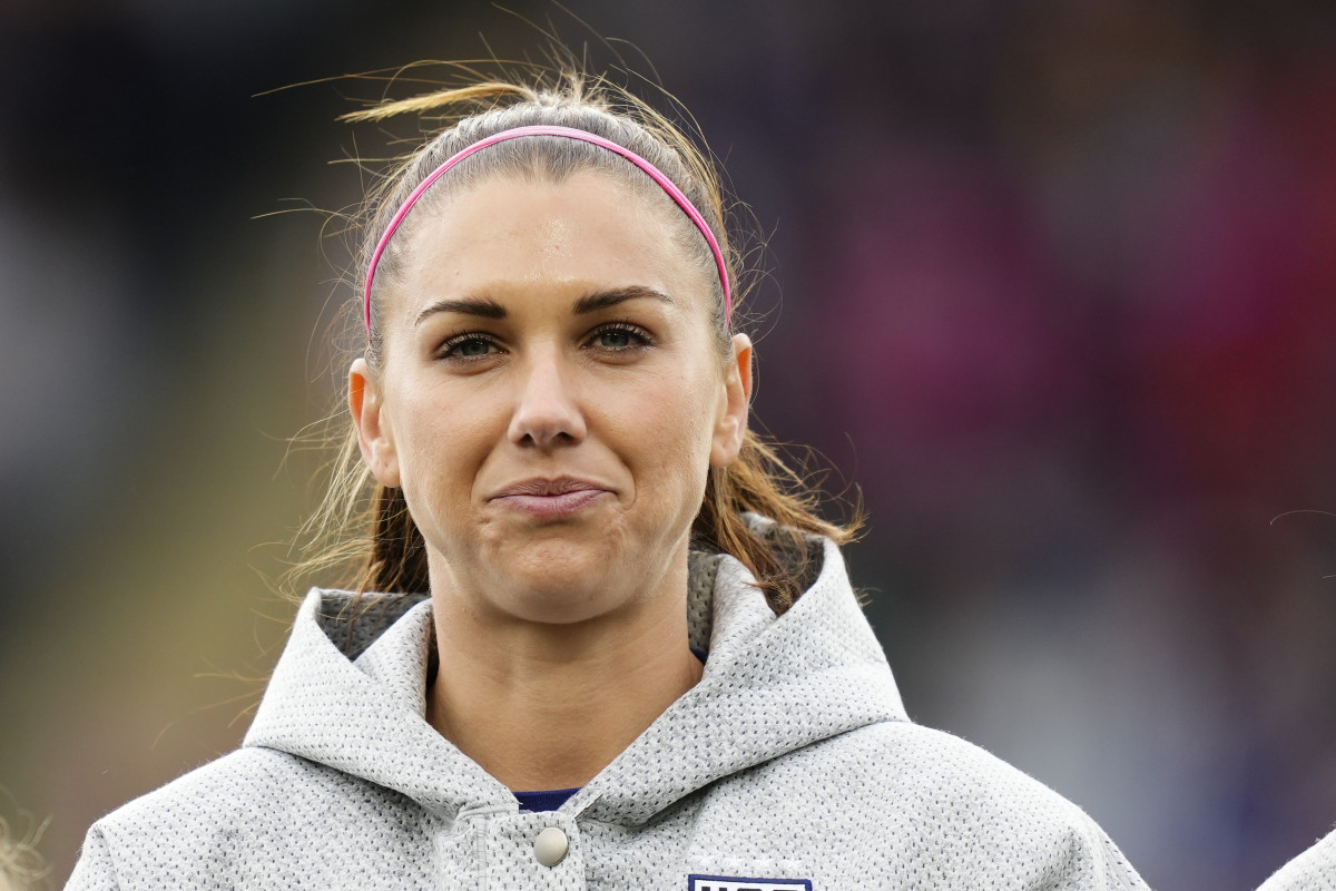 Alex Morgan Shared Jaw-Dropping Swimsuit Photo On Vacation - The Spun - Alex Morgan Off The Field: Sexy Pics Of The Soccer Superstar