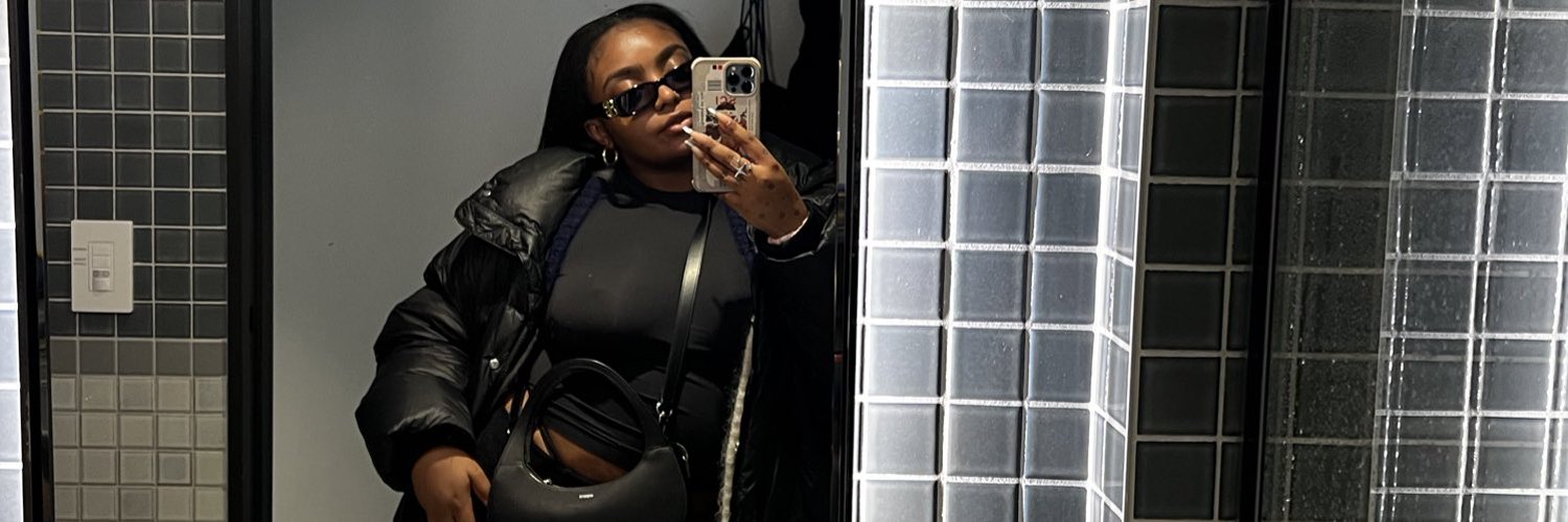 Alicia Lartey🍄 (@alicialartey) / Twitter - Alicia Lartey: Sexy Pics of the TikTok Star with Confidence