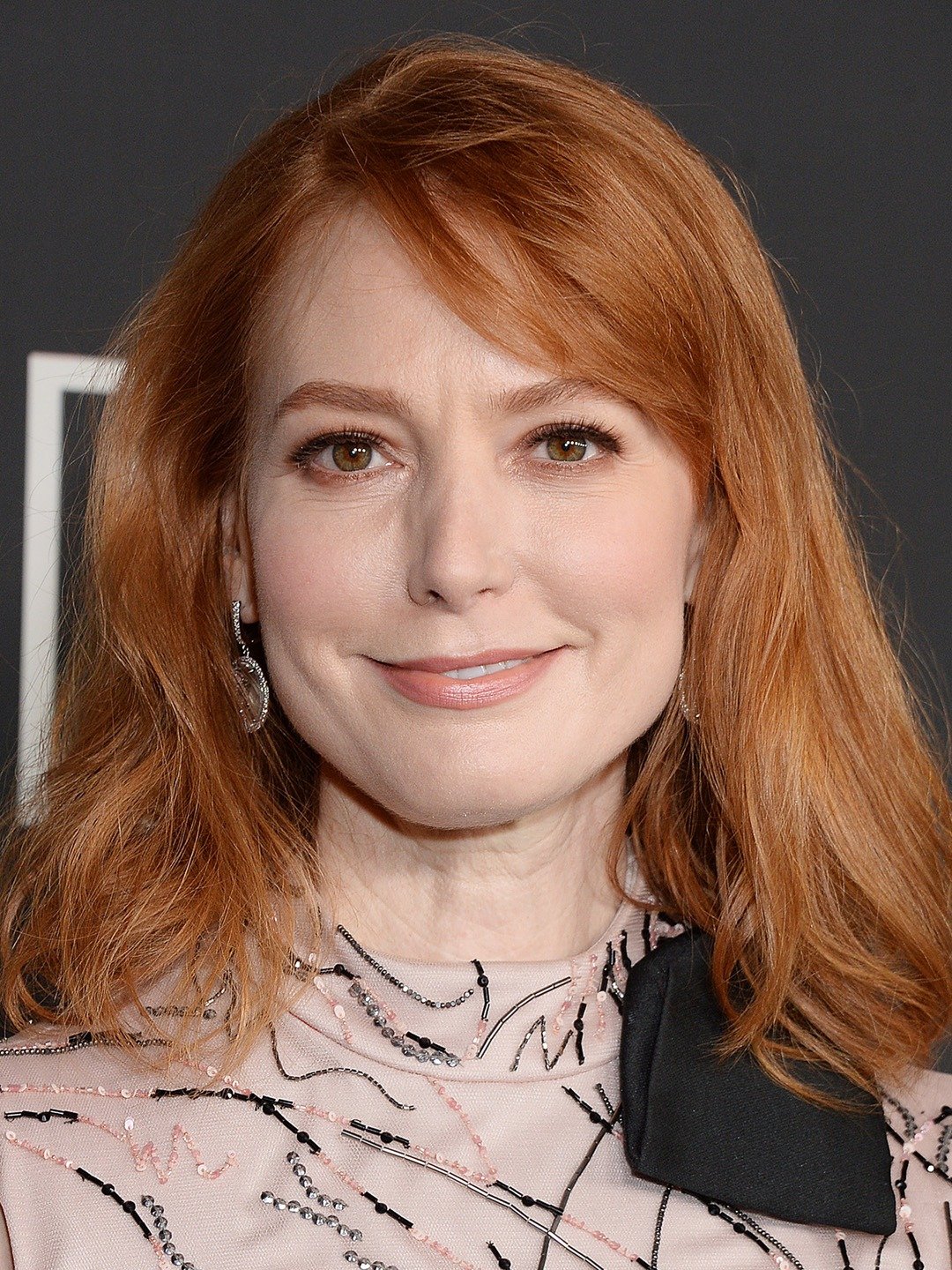 How Tall Is Alicia Witt: Actress and Musician’s Petite Build