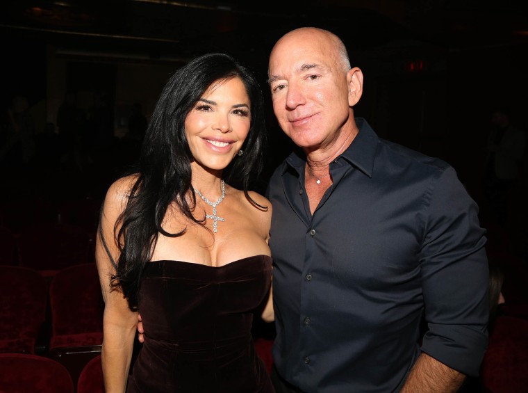 All About Jeff Bezos’ Fiancée, Lauren Sánchez - Jeff Bezos & Lauren Sanchez Join Heidi Klum's Star-Studded AmfAR Gala Party
