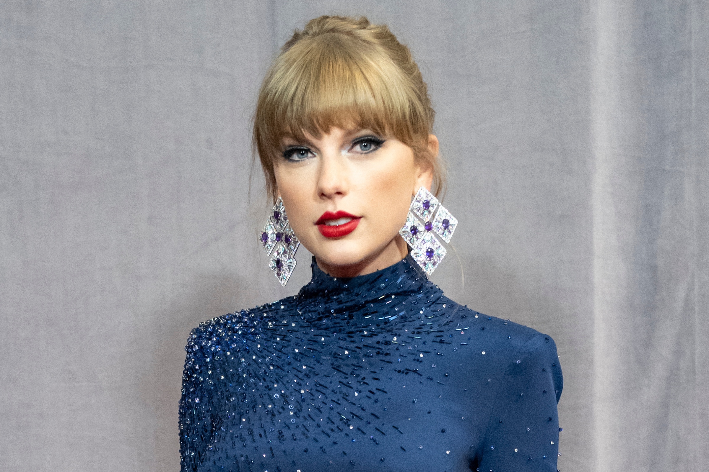 Amazing AI-Generated Portraits Of Taylor Swift. - Taylor Swift's Tall Frame: Body Measurements And Style Secrets