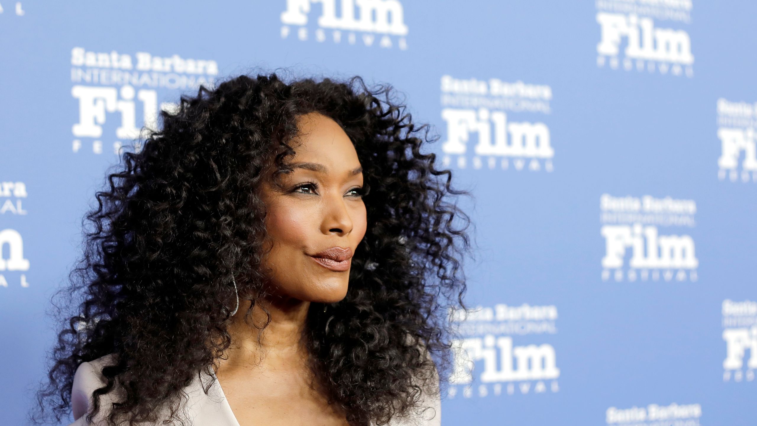 Angela Bassett’s Full Circle Moment | Vanity Fair - How Old Is Angela Bassett? Award-Winning Actress's Age