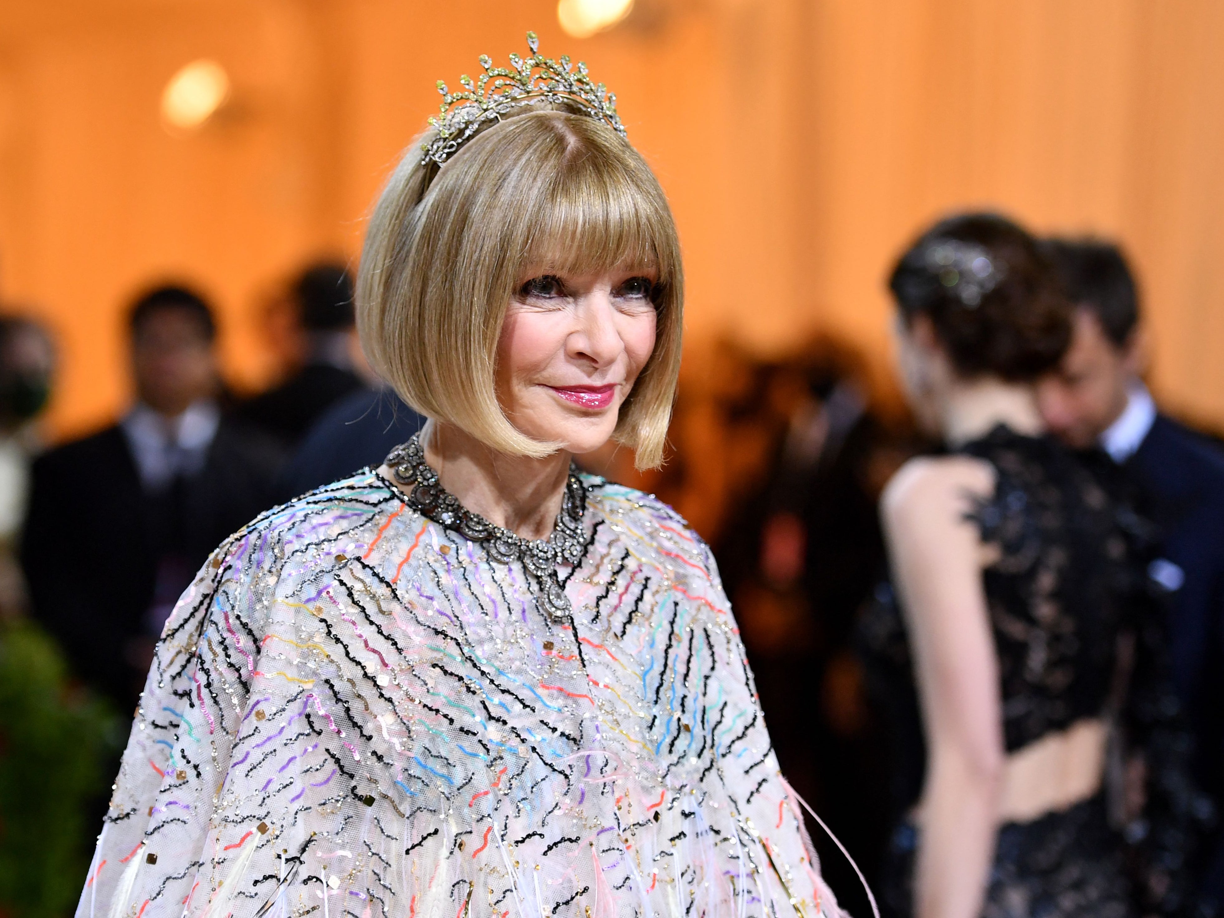Anna Wintour didn’t remember former assistant who wrote The Devil Wears - Anna Wintour Net Worth – Vogue’s Iconic Editor-in-Chief’s Fortune