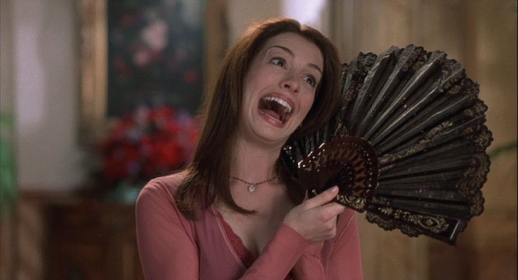 Anne Hathaway as Mia Thermopolis | Princess diaries, Princess diaries 2 - How Old Was Anne Hathaway In The Princess Diaries? Teen Years On Screen