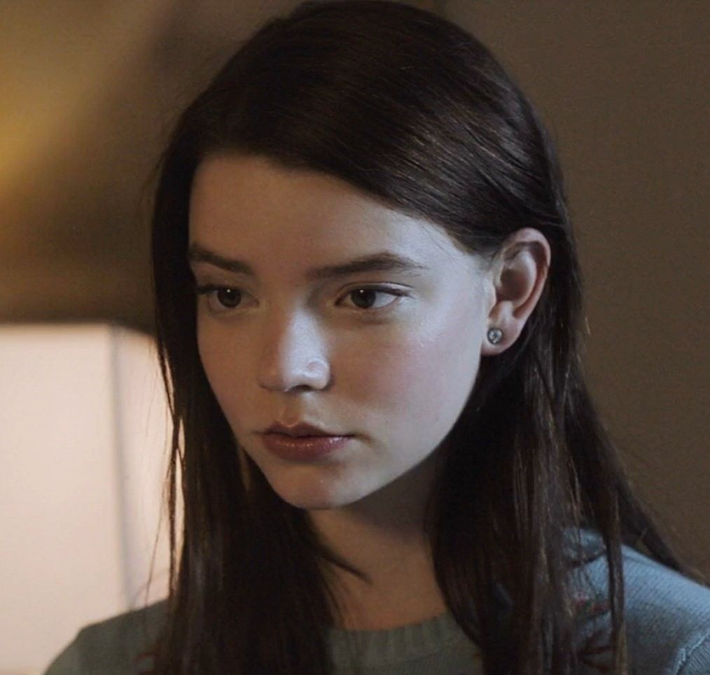 Anya Joy, Anya Taylor Joy, Pretty People, Beautiful People, Joy Art, My - Joy Adenuga: Sexy Pics of the Makeup Pro with a Bold Presence