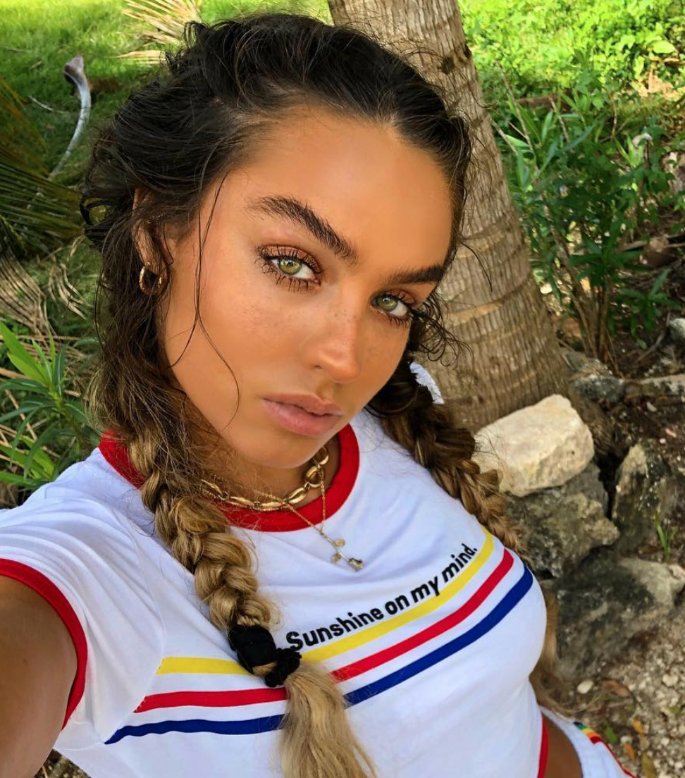 Aquí está todo lo que necesitas saber sobre Sommer Ray | Red17 - Sommer Ray Height – Instagram’s Fitness Queen Measured Up