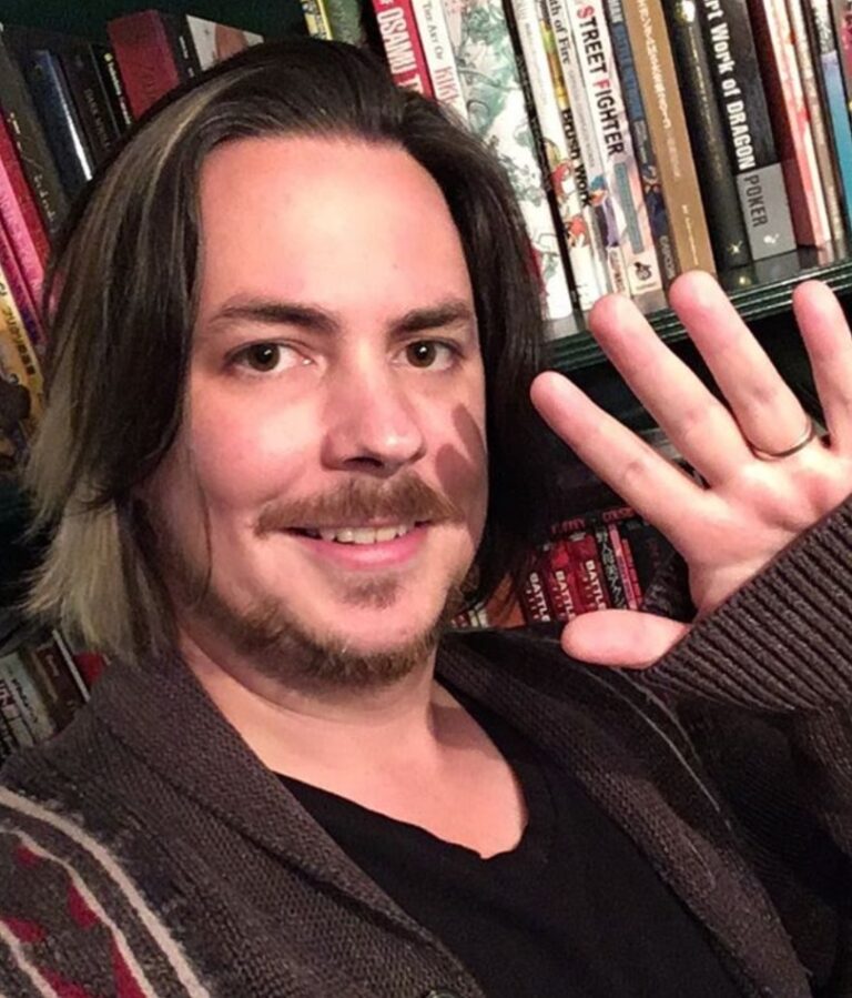 Arin Hanson Age, Height, Wife, Birthday, Net Worth & More - How Tall Is Arin Hanson? Game Grumps Star’s Height