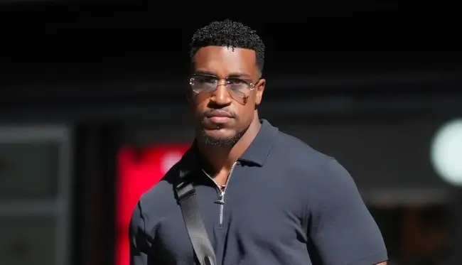 Ashton Hall Bodybuilder Wiki, Age, Wife, Net Worth, Height, NFL - Ashton Hall Height – How Tall Is the Promising Young Footballer?
