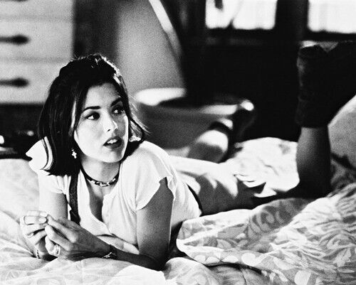 BAD BOYS TEA LEONI SEXY POSE LYING ON BED WEARING BOOTS 8x10 photo - Téa Leoni's Elegant Edge: Sexy Pics You'll Love