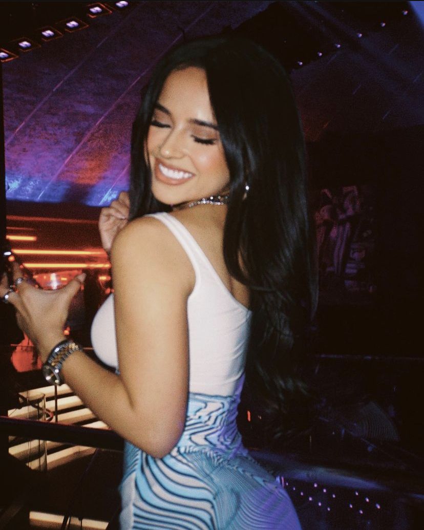 Becky G And Sebastian, Becky G Hair, Oufits Casual, Photographs Ideas - Becky G’s Petite Power: Height, Weight & Body Details