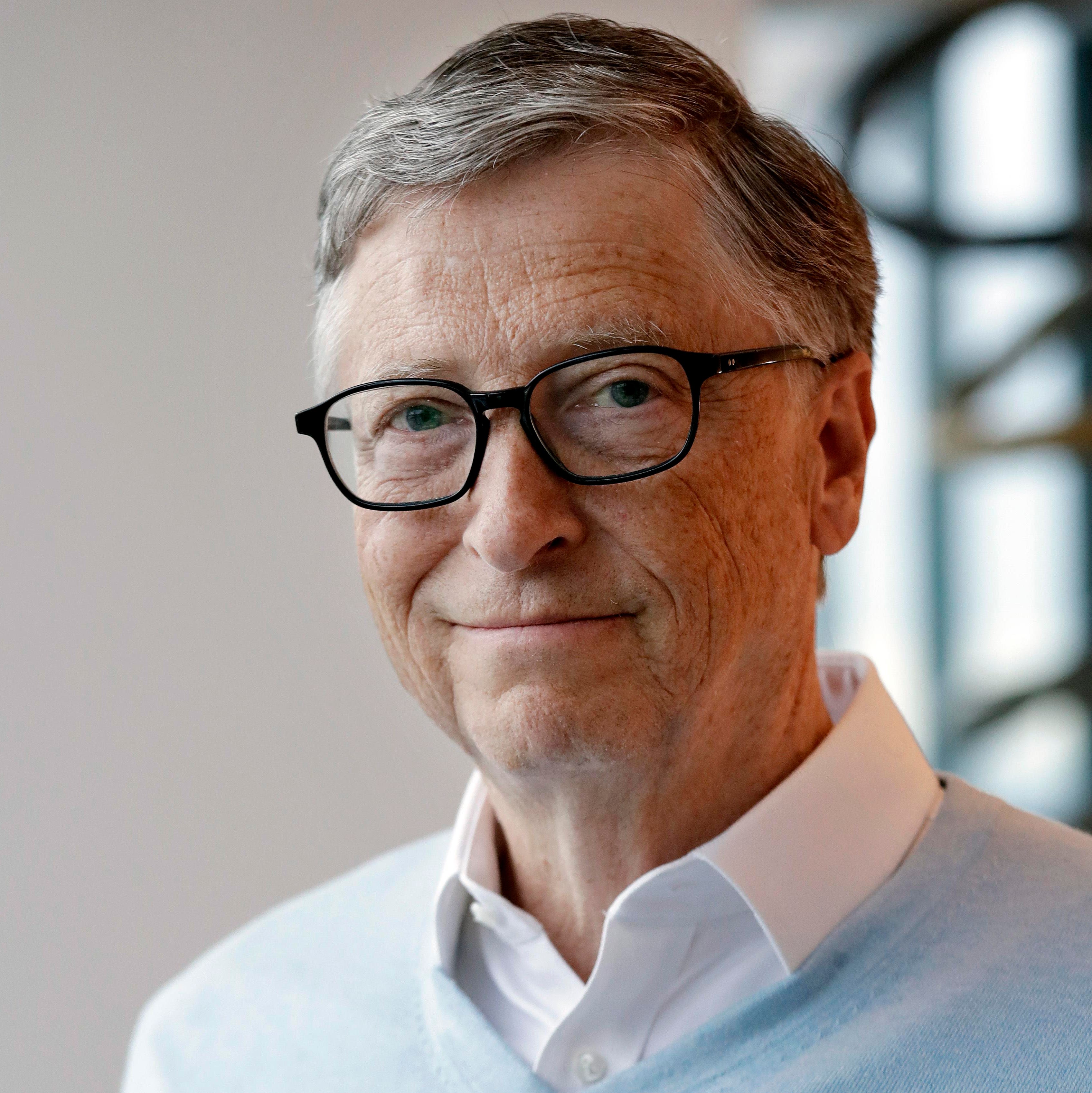 Bill Gates - How Tall Is Bill Gates? Billionaire’s Height Might Surprise You