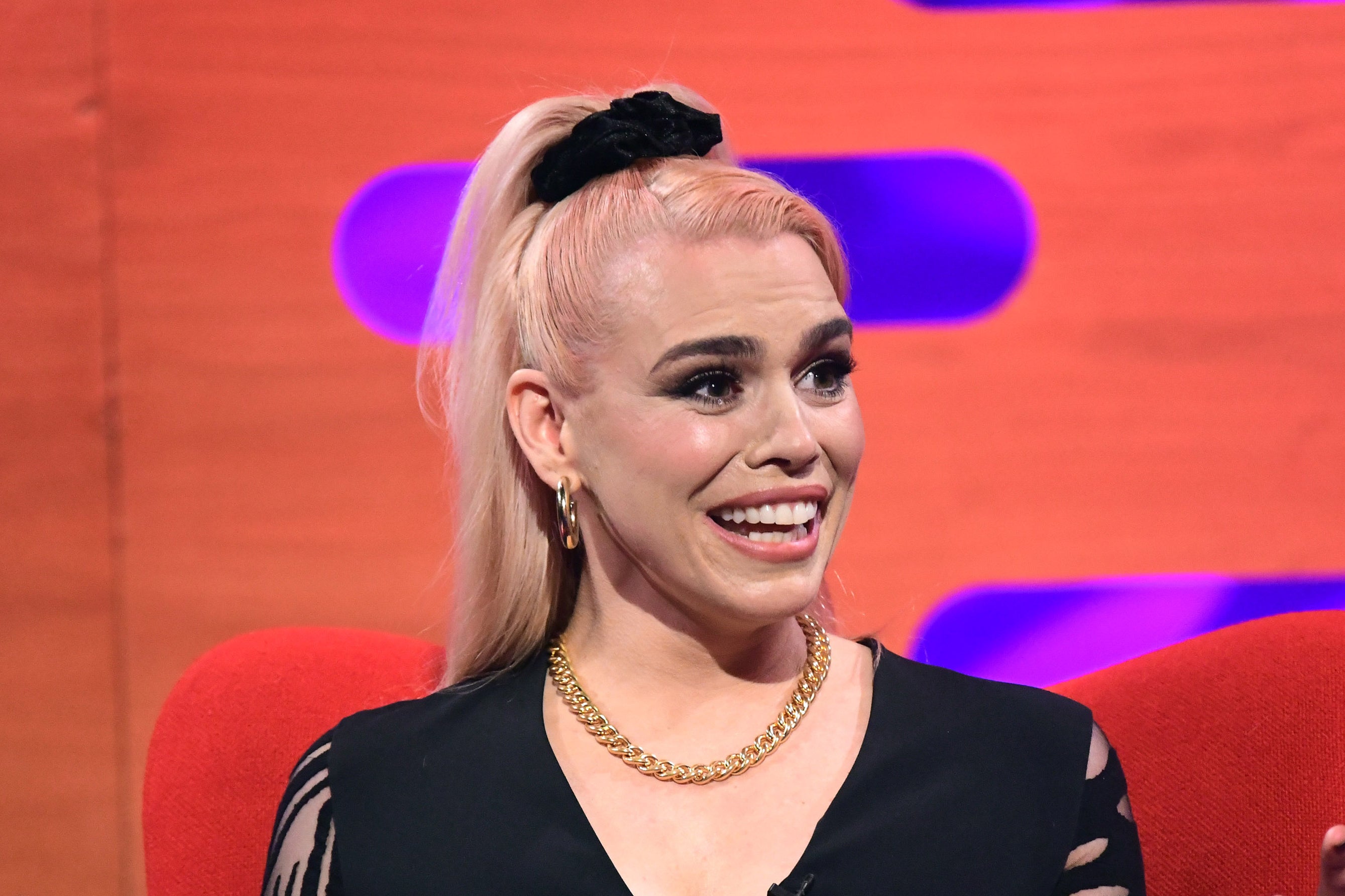 Billie Piper says Spice Girls gave her cigarettes to smoke when she was - How Old Is Piper? Age Details For The Rising Star You Googled
