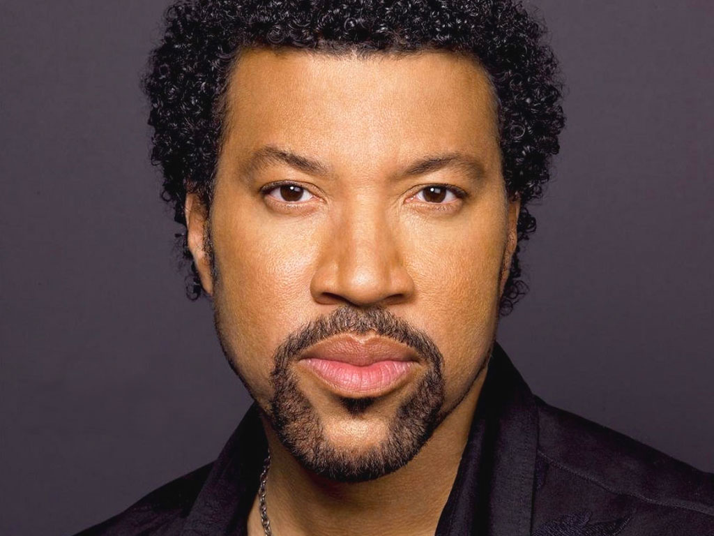 Lionel Richie Net Worth 2025: Music Icon's Wealth Revealed