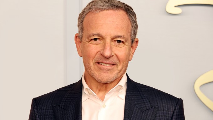 Bob Iger Sells $42.7 Million In Disney Stock - How Tall Is Bob Iger? Disney CEO's Height And Profile