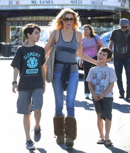 Brandi Glanville Lifestyle, Net Worth, Income, Salary, House, Cars - Brandi Glanville Net Worth: From Housewife To Hot Headlines