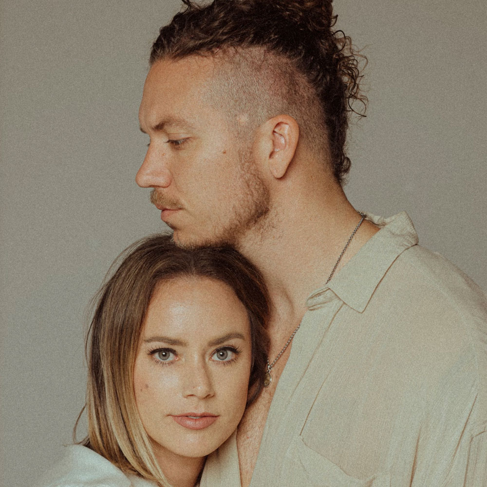 Brandon Lake Wife Age, Mother, Father, Age, Bio, Songs, Son, Wikipedia - Brandon Lake’s Wife: Josie Lake, the Worship Leader’s Devoted Partner