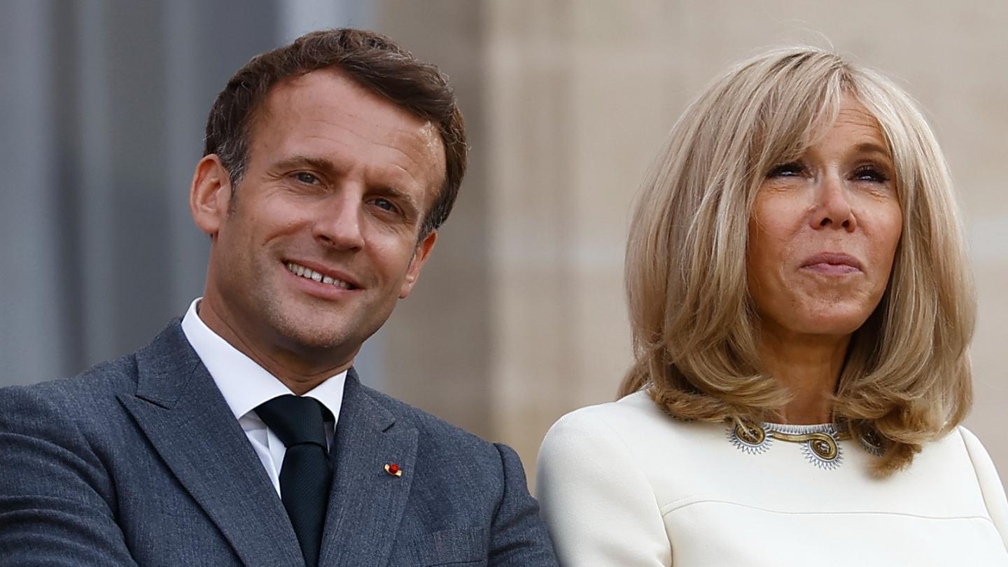 Brigitte Macron - Biography, Height & Life Story | Super Stars Bio - How Tall Is Brigitte Macron? Height Of France’s First Lady