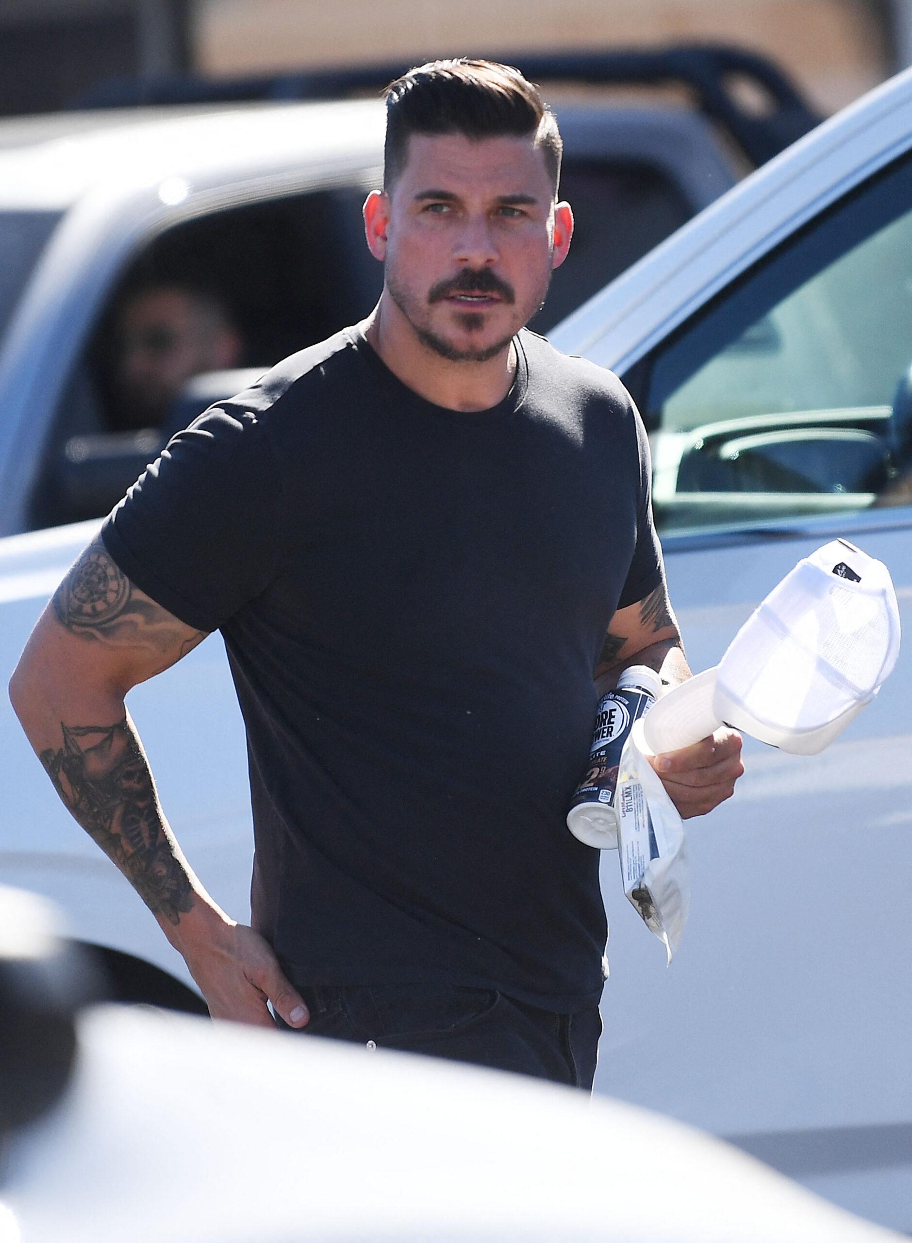 Brittany Cartwright Wants To Quickly Wrap Up Divorce - Jax Taylor Height: Reality TV Bad Boy's Height