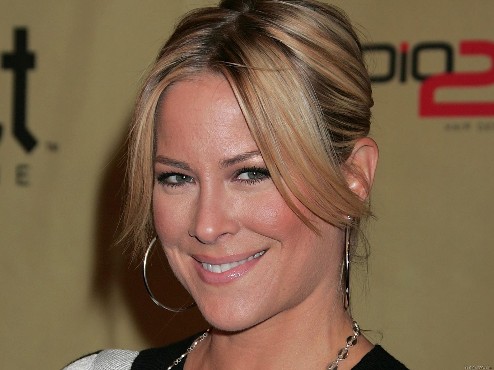 Brittany Daniel Wallpapers - Brittany Daniel Net Worth: Sweet Valley Star To RH World