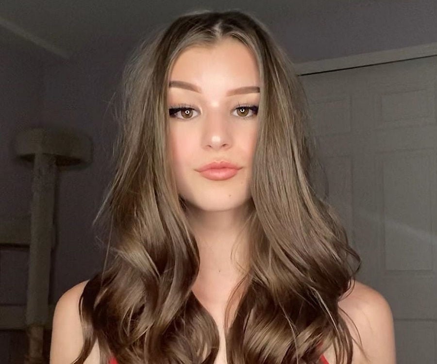 Brooke Monk – Bio, Facts, Family Life, Achievements - Brook Monk Height – TikTok’s Rising Star in Inches