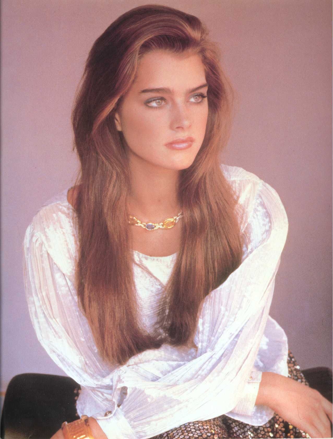 Brooke Shields. So naturally beautiful. | Brooke shields, Brooke - How Old Is Brooke Shields? – From Child Star to Style Icon