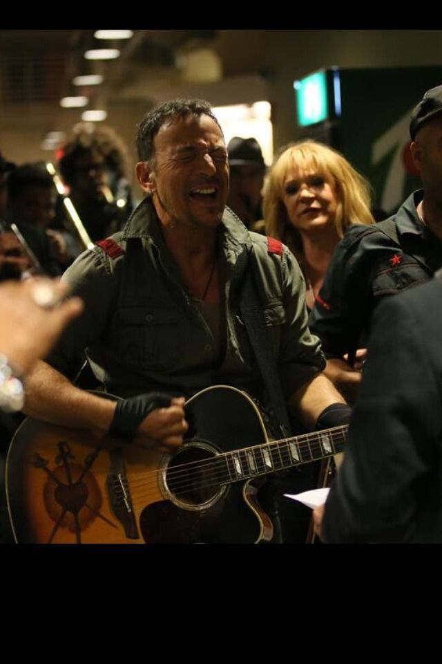 Bruce springsteen the boss, Bruce springsteen, E street band - How Old Is Bruce Springsteen? The Boss’s Age & Musical Legacy