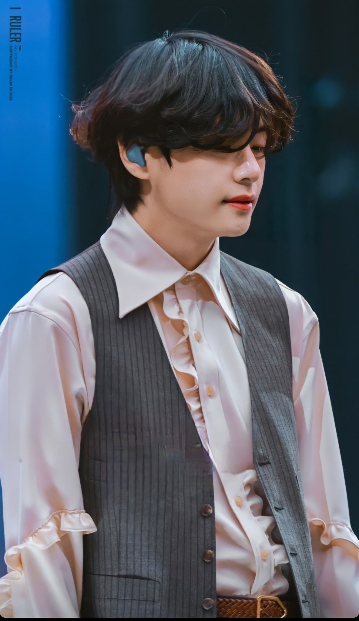 BTS Taehyung 2023 Wallpapers - Wallpaper Cave - How Tall Is Taehyung: BTS’s V and His Striking Stature
