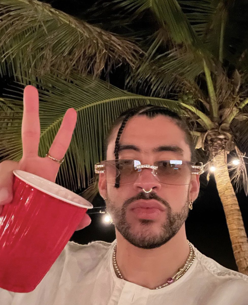 Bunny’s Network on Twitter: "Bad Bunny via Instagram. 🫶🏻" - Michelle Bunny Instagram: Curves, Confidence & Click-Worthy Captions