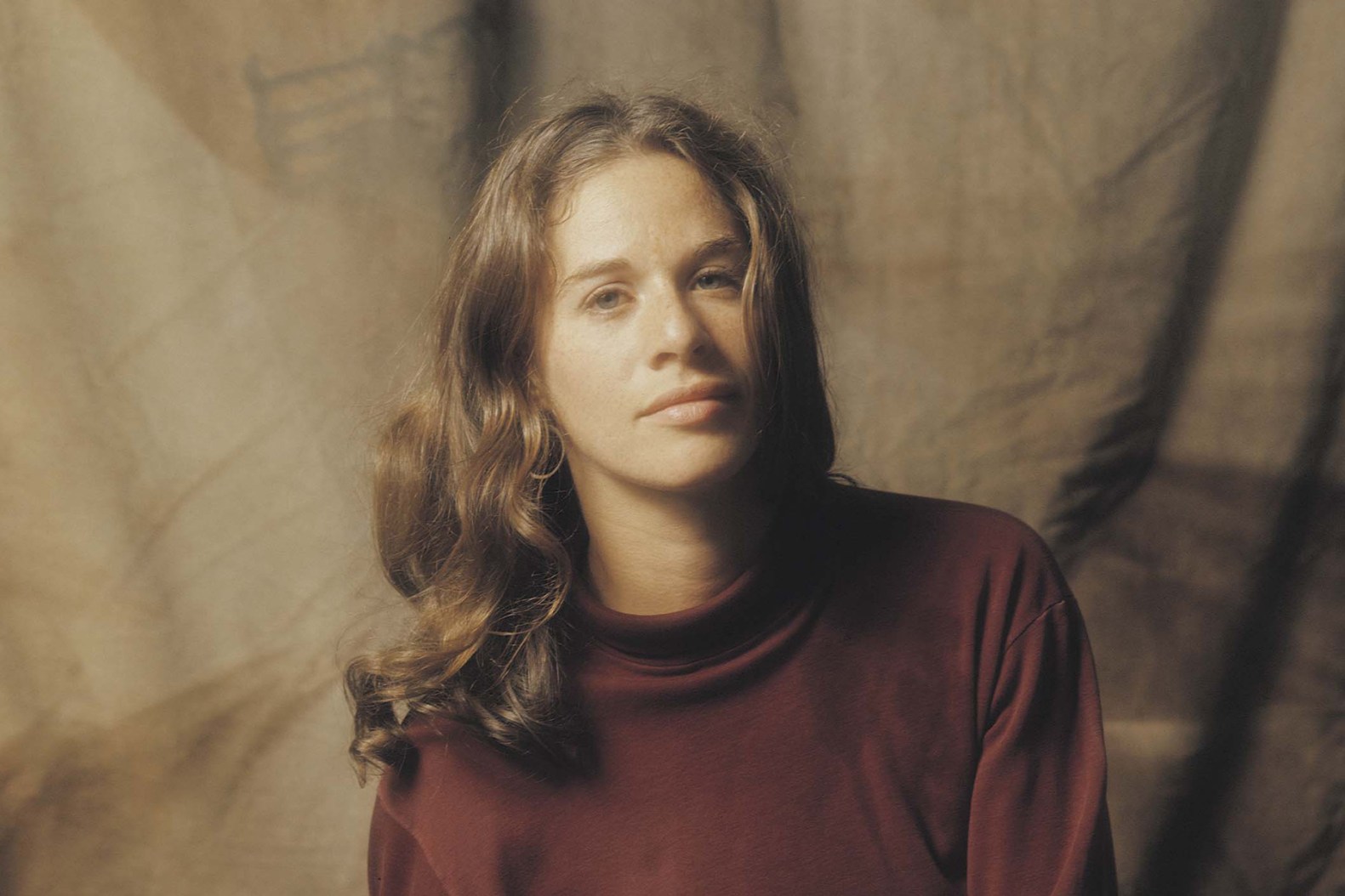Carole King's 'Tapestry' at 50: Why the Album Still Speaks to Us - Carole King Height – Musical Legend’s True Stature