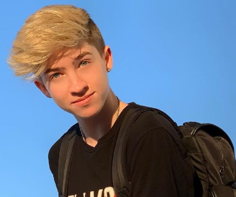 Cash Baker Biography - Facts, Childhood, Family Life & Achievements - How Tall Is Cash Baker? TikTok Star’s Surprising Height
