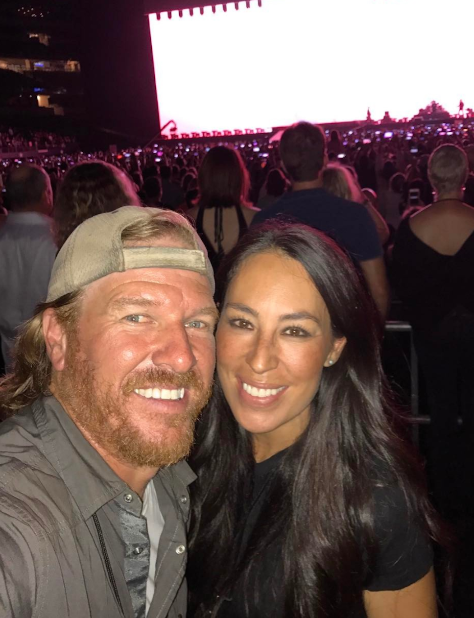 Chip with Joanna Gaines - The Hollywood Gossip - What Is The Net Worth Of Chip & Joanna Gaines