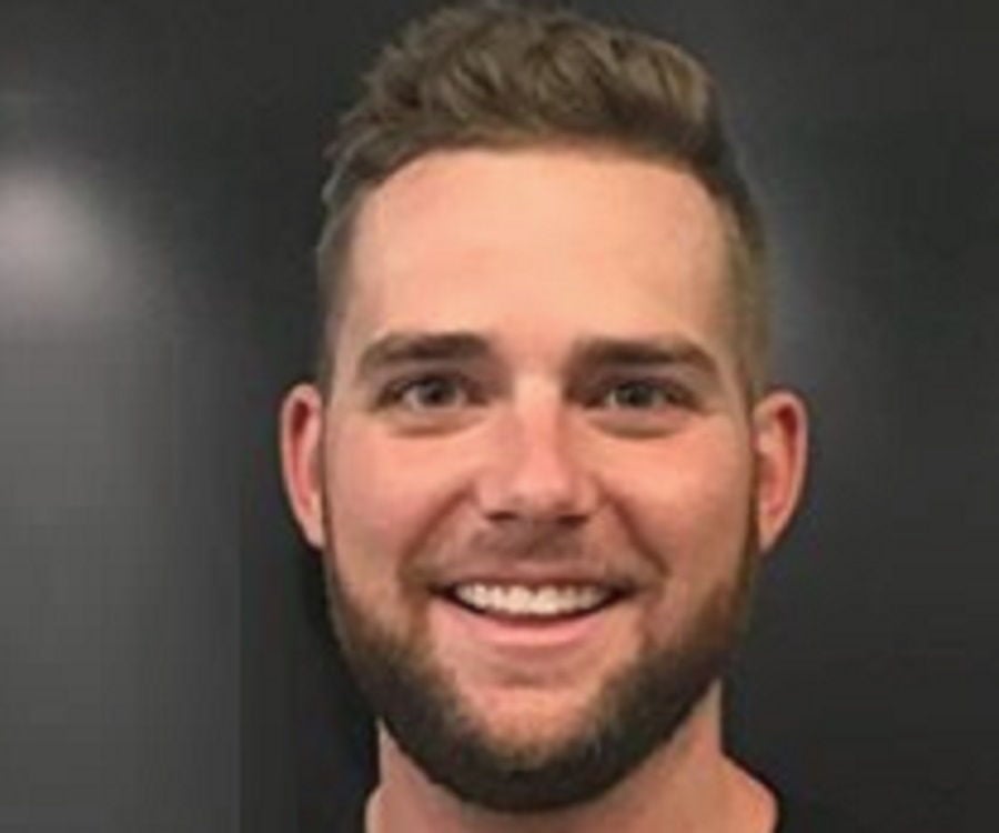 Cody Jones Biography - Facts, Childhood, Family Life & Achievements - Cody Jones Height: Dude Perfect Star's Size