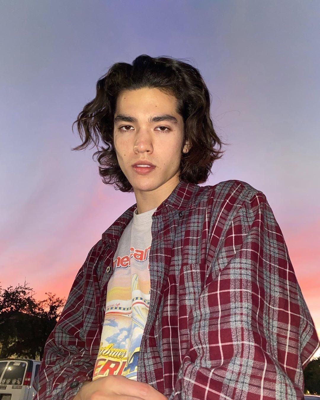 Conan Gray Crush Culture Conan Gray Conan Gray Aesthe - vrogue.co - Conan Gray Height – Pop Star's Tall Truth